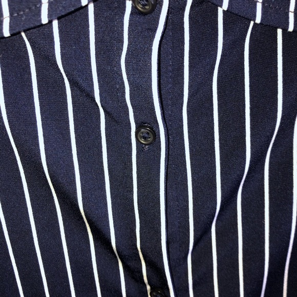 Button down off the shoulder blouse - Picture 3 of 6